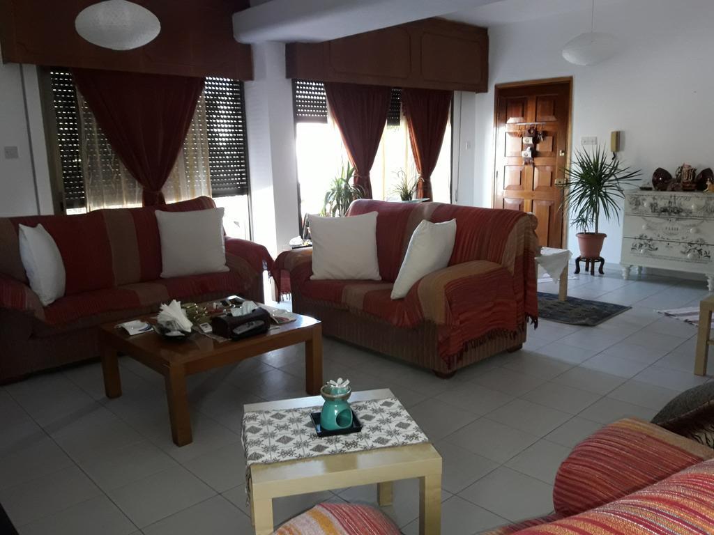 Shared Top 1St Floor Villa Limassol Luaran gambar