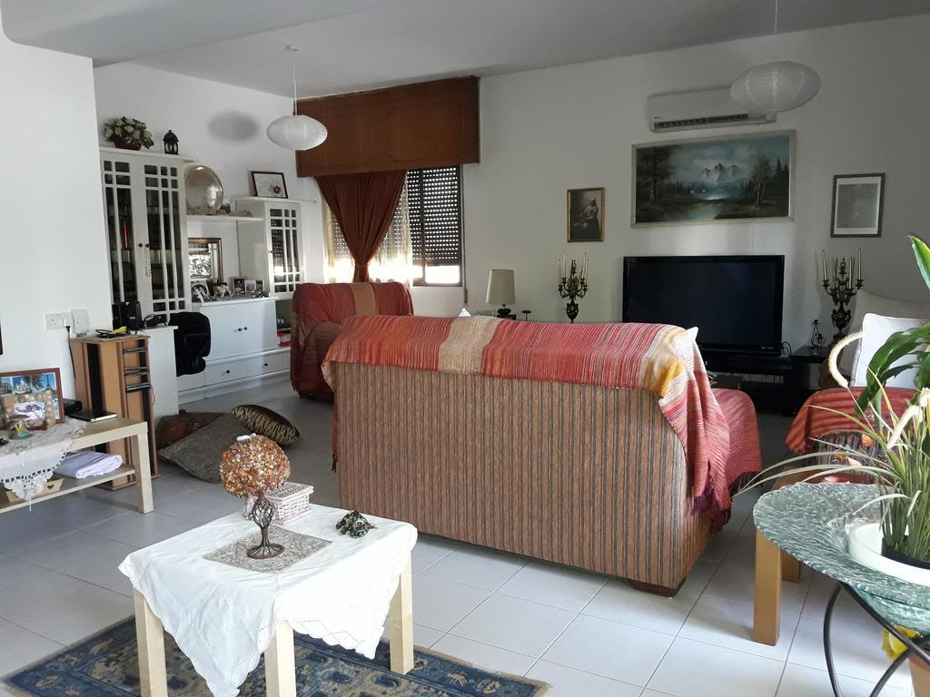 Shared Top 1St Floor Villa Limassol Luaran gambar